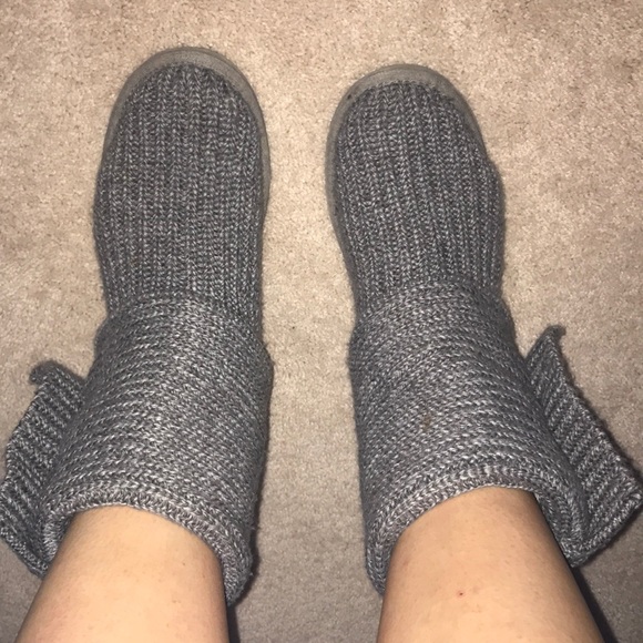 Authentic Knit Ugg’s - Picture 4 of 7